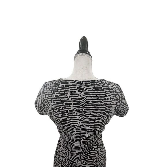 Calvin Klein Women’s Dress Size 8P Black Gray Abstract Print Short Sleeve - Picture 11 of 16